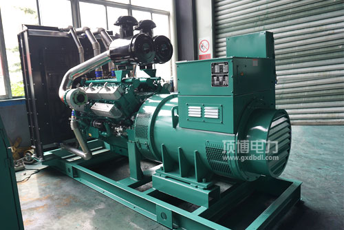 機(jī)油過多有哪幾種損害，應(yīng)加多少柴油發(fā)電機(jī)機(jī)油適宜？